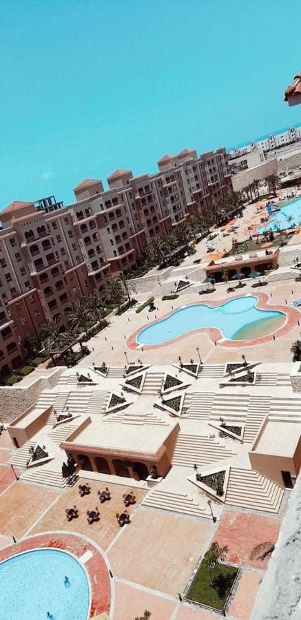 Sea View Apartment, Aqua View Resort, North Coast *